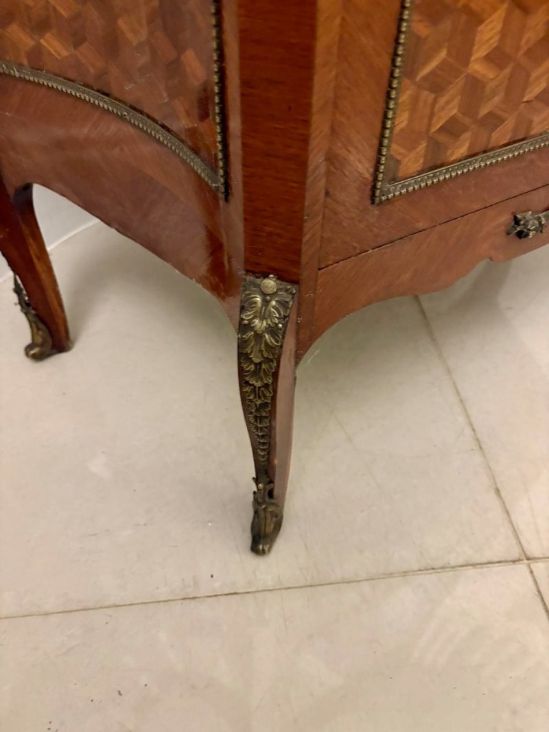 Exceptional Quality Antique French Louis XV Style Marquetry and Ormolu Mounted Display Cabinet